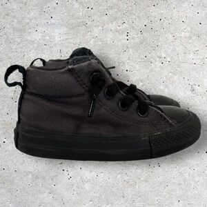 Baby Converse All Star size 5
